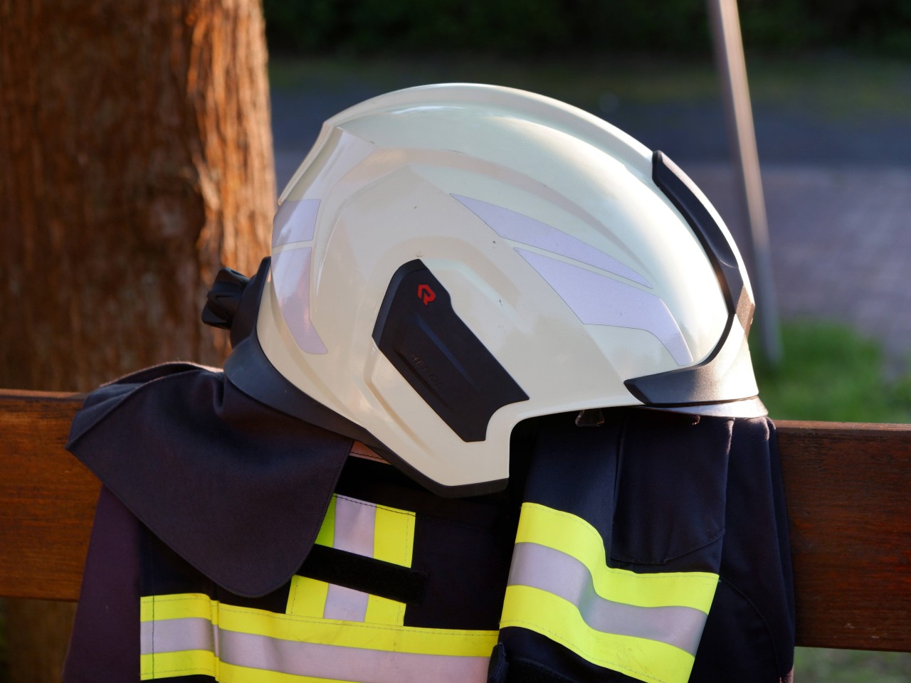 16 Kameraden der Freiwilligen Feuerwehr in Erfurt-Azmannsdorf gehen einen drastischen Schritt. (Symbolbild)