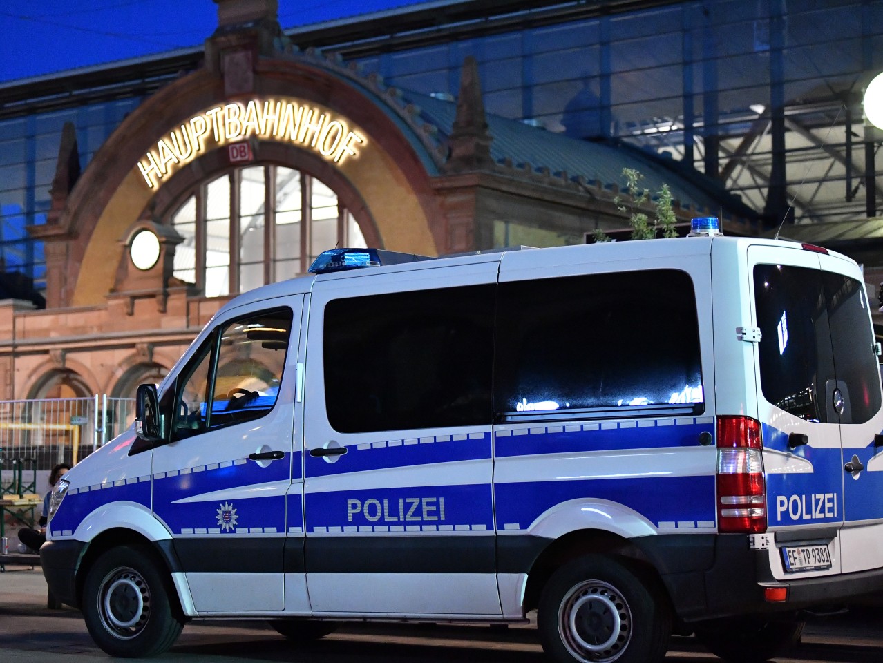 Die Polizei Erfurt stellte noch am vermeintlichen Tatort den 60-jährigen Mann zur Rede. (Archivbild)