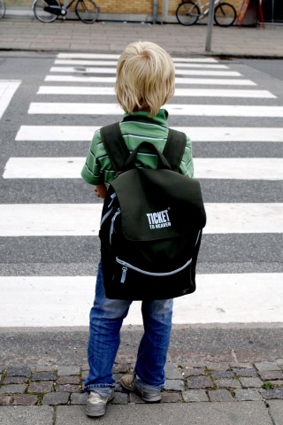 Ein Passant beobachtete einen Jungen, der offensichtlich alleine in Gera unterwegs war. (Archivbild)