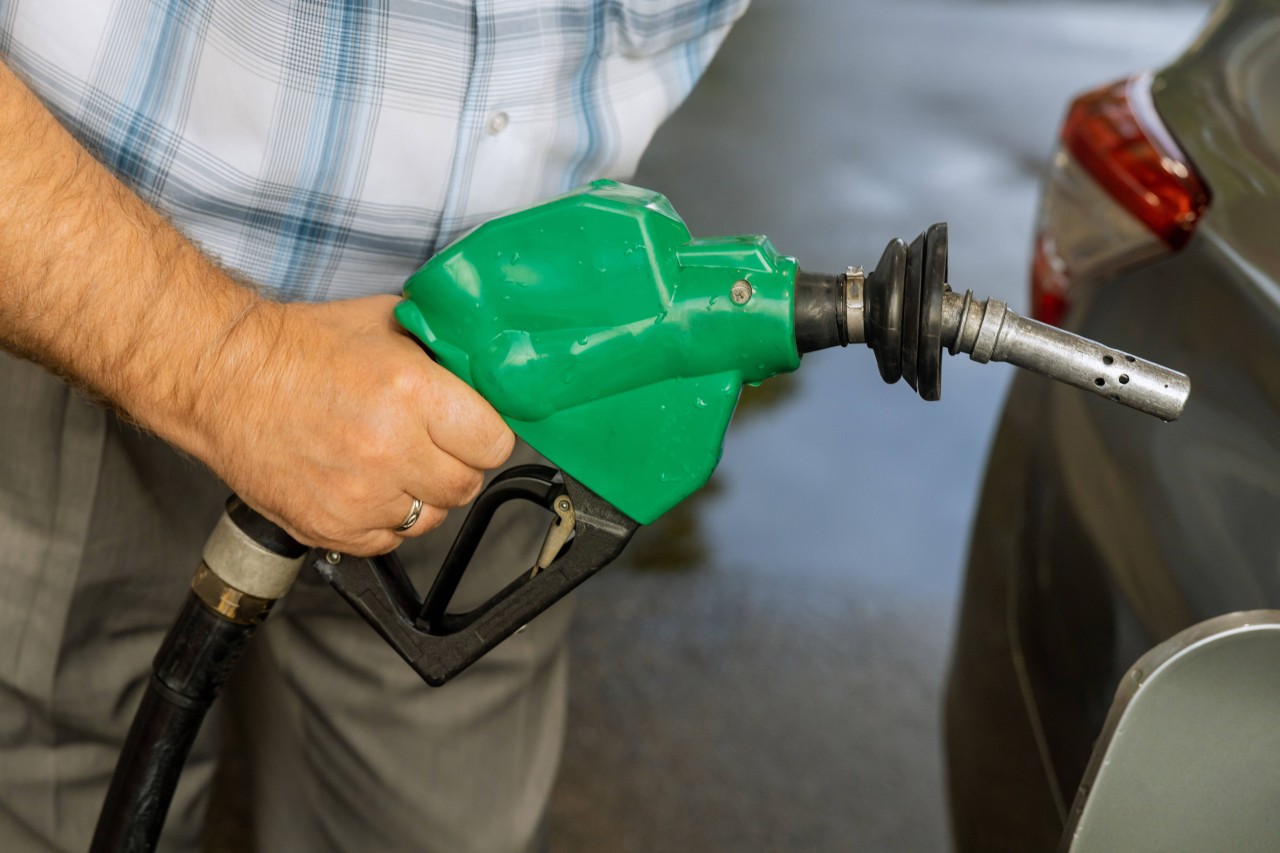 Autofahrer haben aktuell keinen Spaß an der Tankstelle. (Symbolbild)