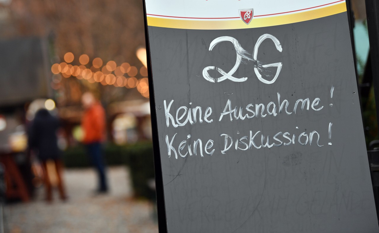 Auf dem Weihnachtsmarkt in Erfurt gilt die 2G-Regel. Eindeutig!
