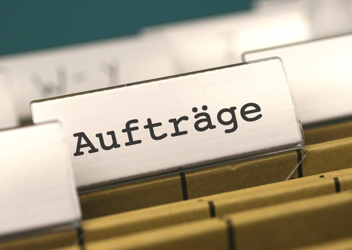 Auftrag, Aufträge, Auftragsordner, Bürokratie, Wirtschaft, Registratur, Register, Akte, Akten, Bestellung, bestellen, Export, Import