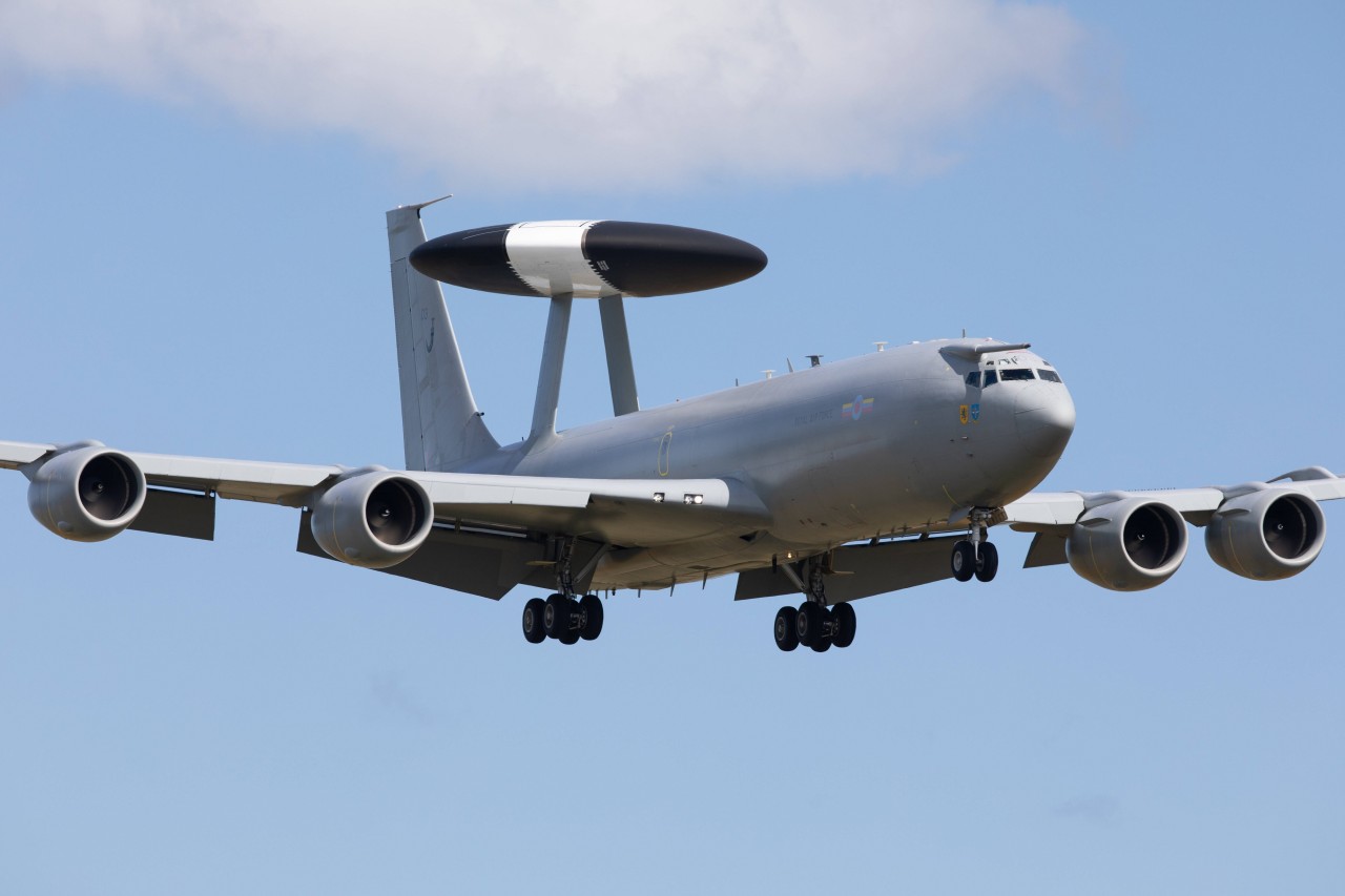 Eine AWACS der Nato, ein fliegendes Radarsystem. (Archivfoto)