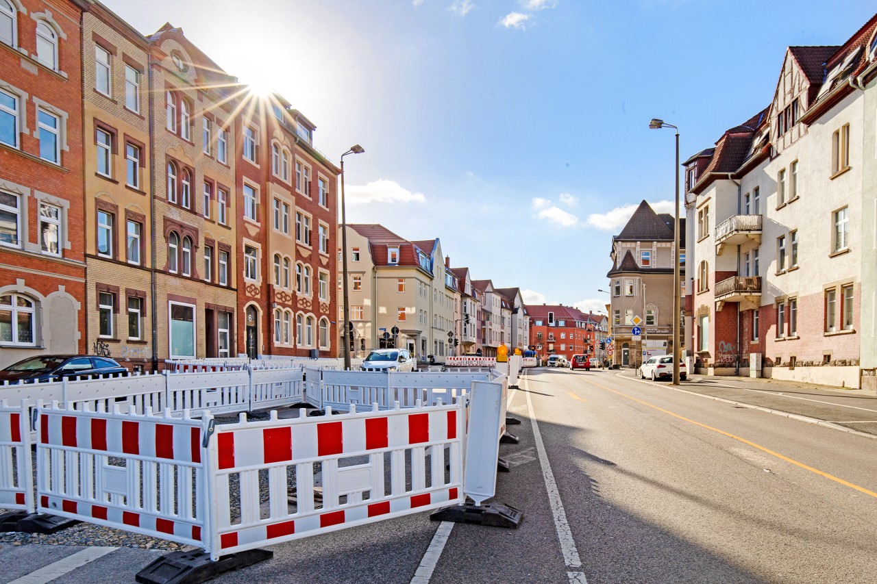 Ab dem 4. April wird der Verkehr auf der Clara-Zetkin-Straße in Erfurt über eine Ampel geregelt. 