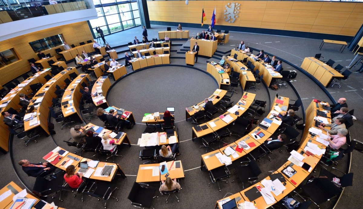 Blick in den Thüringer Landtag in Erfurt.