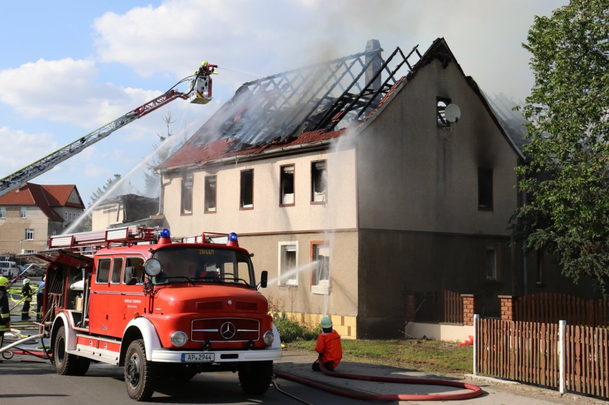 Brand-niederreißen.JPG