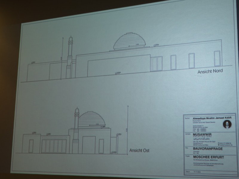 So wird die Moschee von der Seite aussehen.