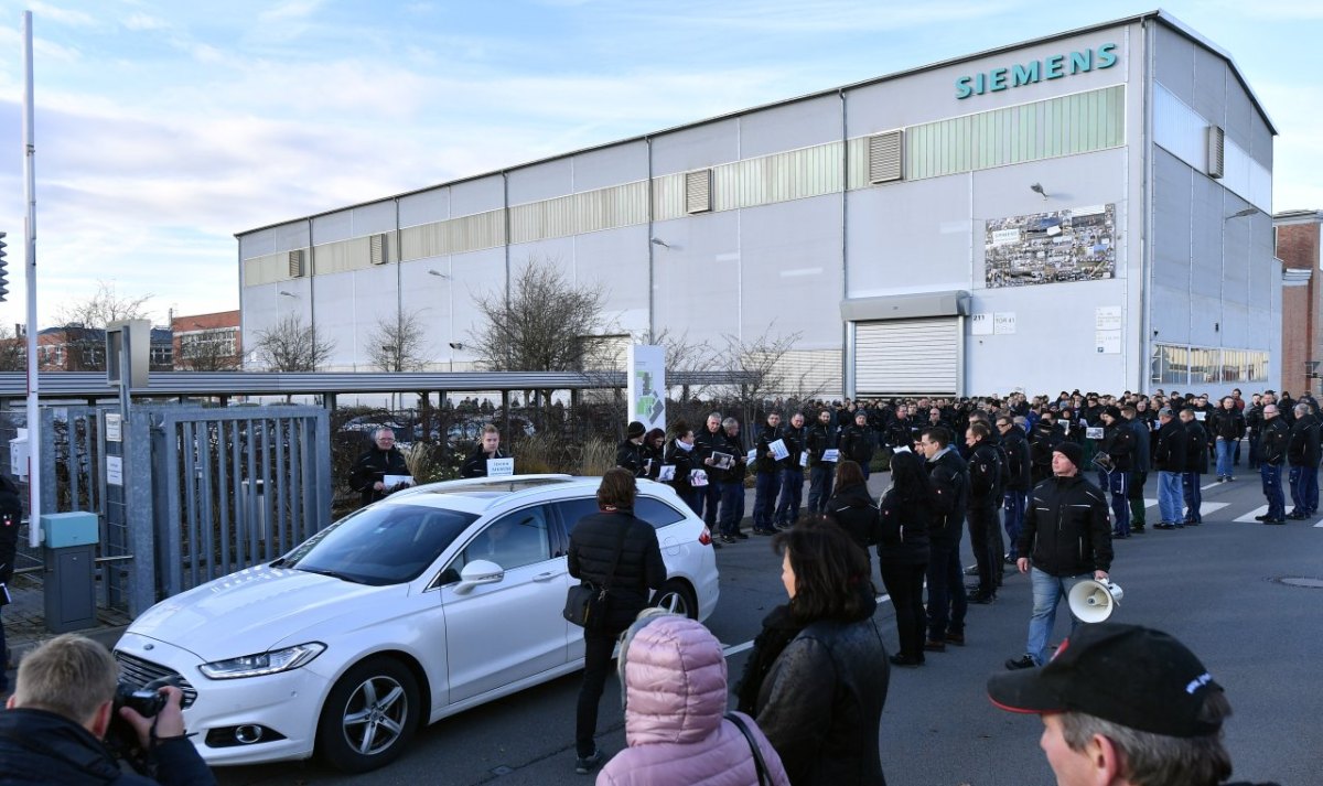 Demo bei Siemens in Erfurt