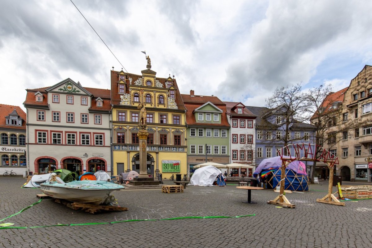 Erfurt Umstrittenes Camp Fischmarkt Andreas Bausewein Oberbürgermeister Klimacamp