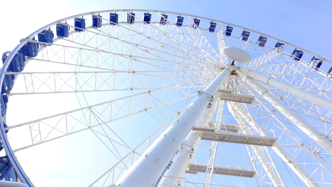 Das Riesenrad "Wheels of Visions" auf dem Erfurter Oktoberfest ist mit seinen 55 Metern höher als das Rad der Wiesn.