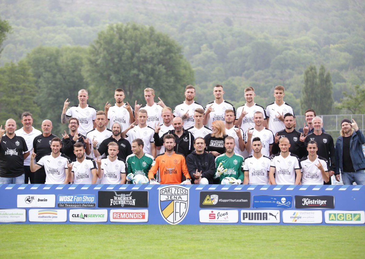 FC Carl Zeiss Jena Teamfoto Pommesgabel