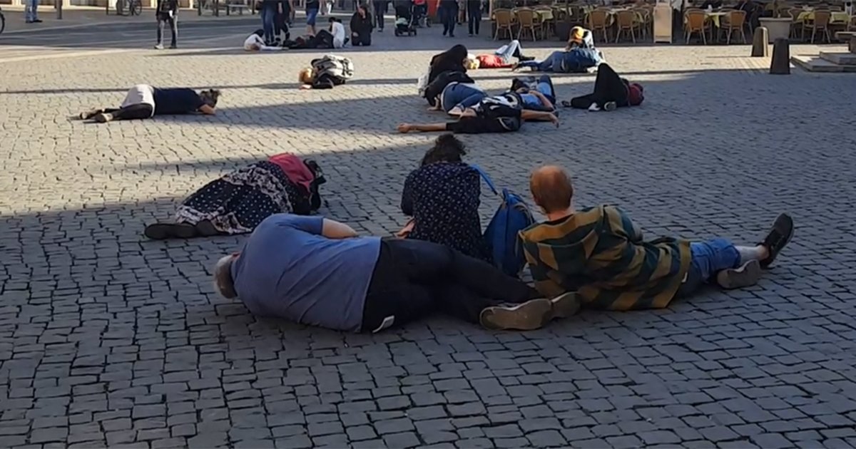Fischmarkt Erfurt Flashmob zur Woche der seelischen Gesundheit