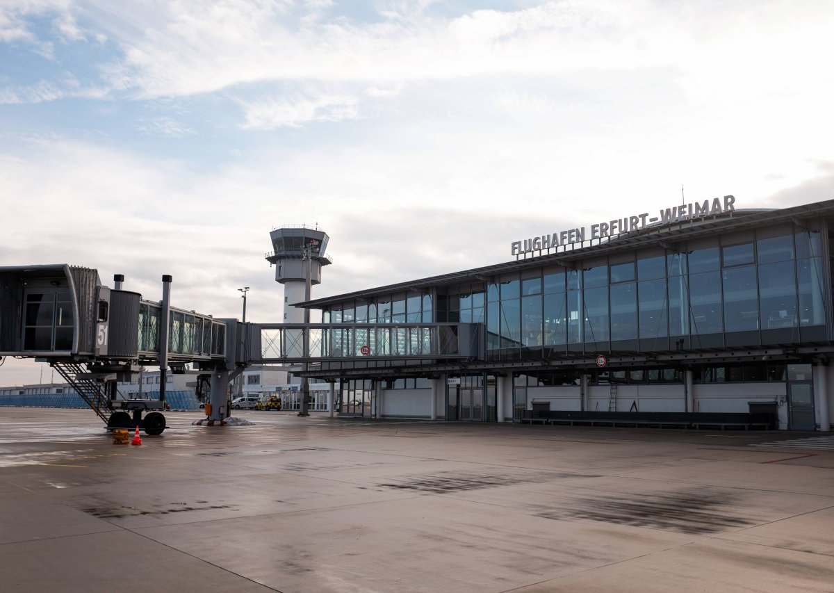 Flughafen Erfurt / Weimar.jpg