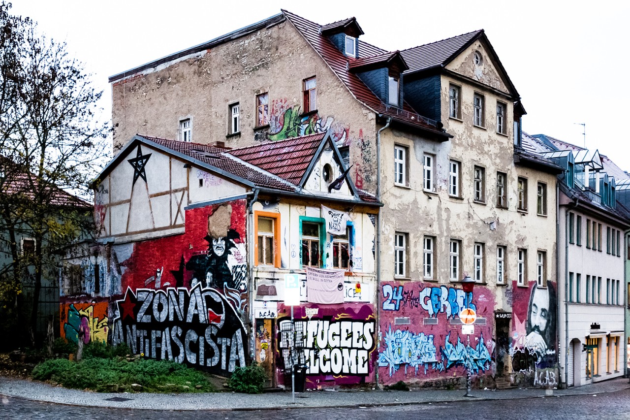 Auch die Gerberstraße 1 und 3, die besetzten Häuser in Weimar, können im Spiel gekauft werden. 