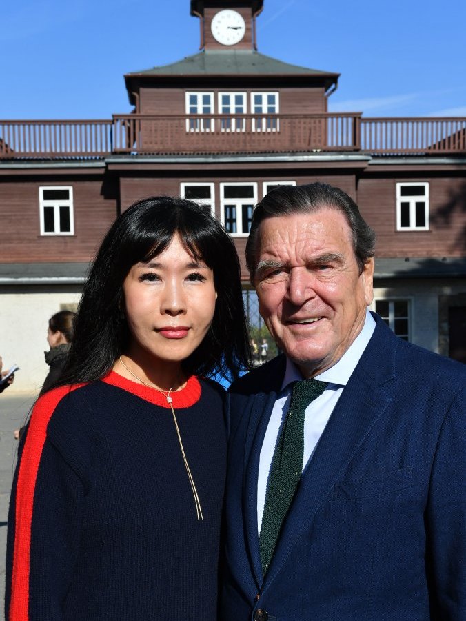 Gerhard Schröder und Soyeon Kim auf Hochzeitsreise in Buchenwald