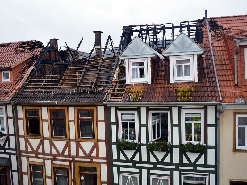 Großer Schaden durch Häuserbrand in Heiligenstadt
