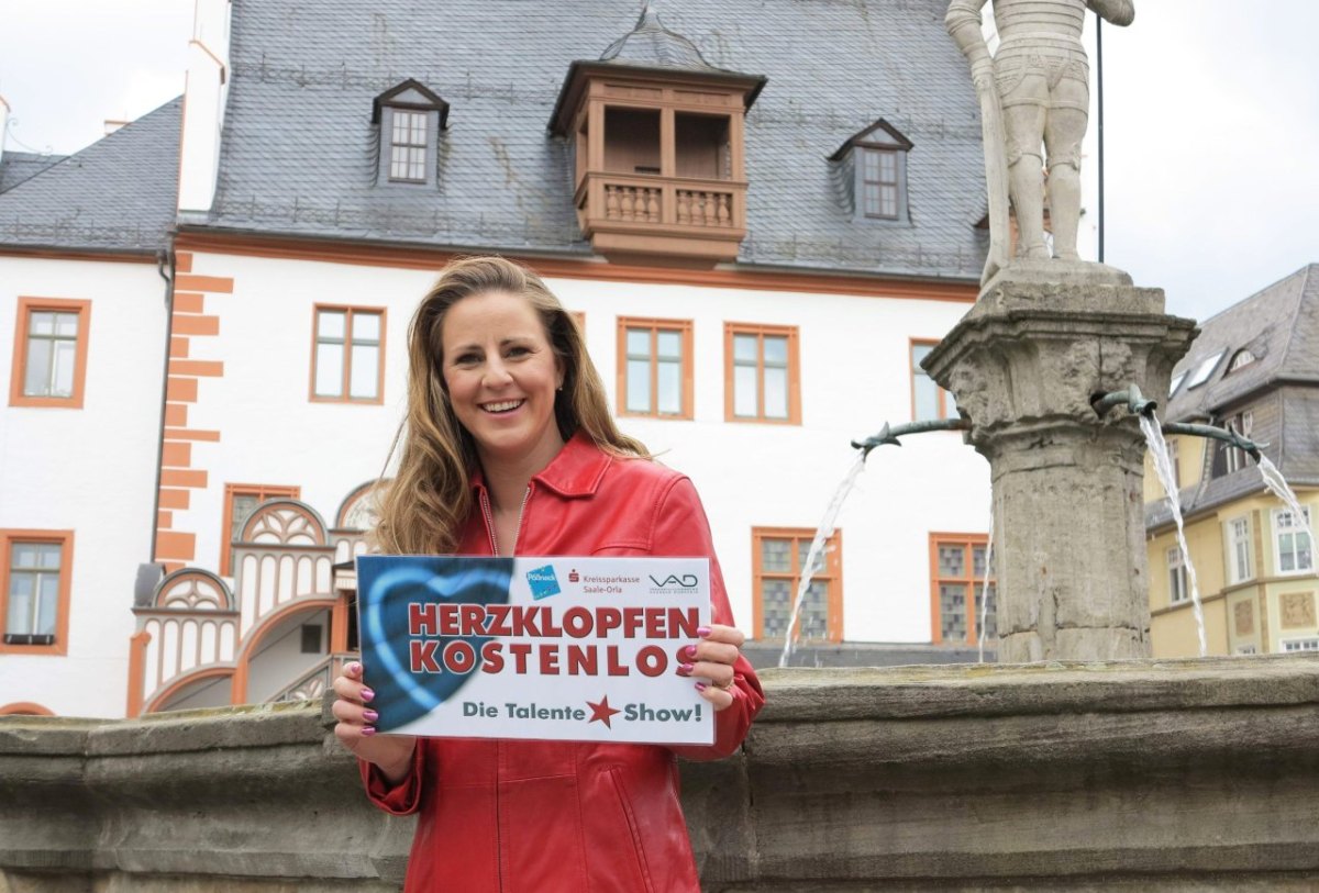 Katharina Herz auf dem Pößnecker Marktplatz.jpg