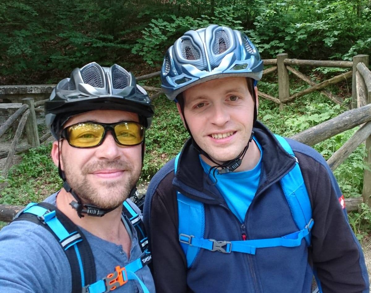 Tino Weiland (rechts) unterwegs mit seinem Freund Florian.