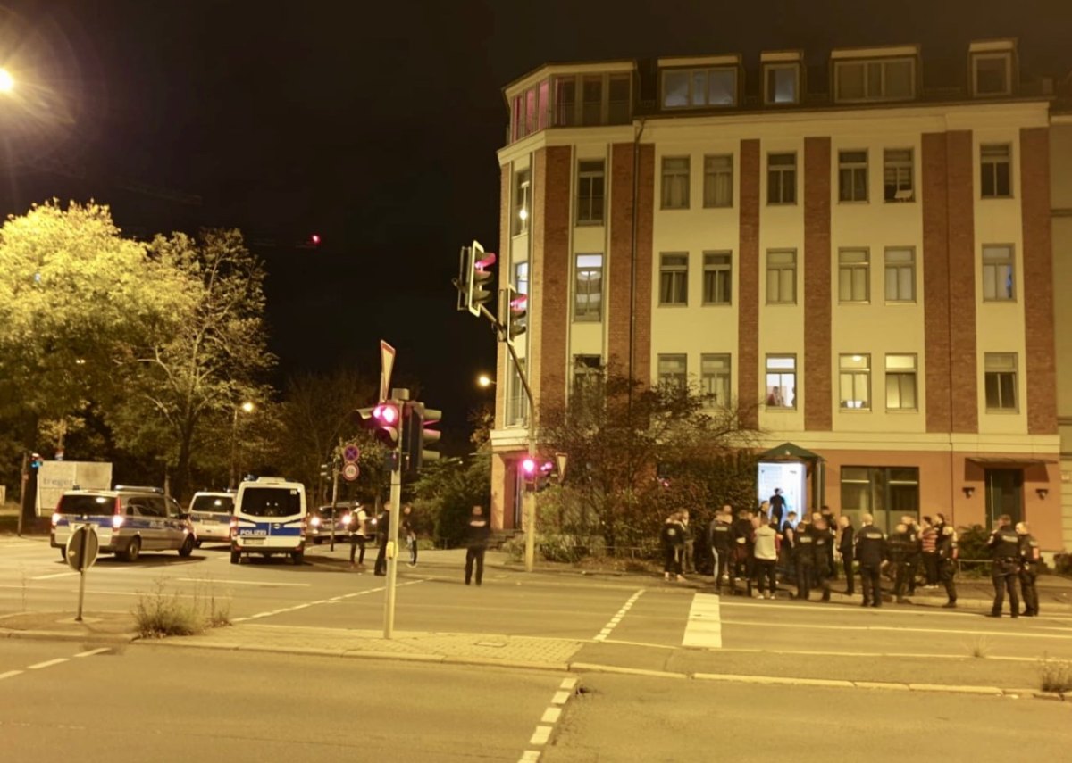 Polizei-Erfurt-Party