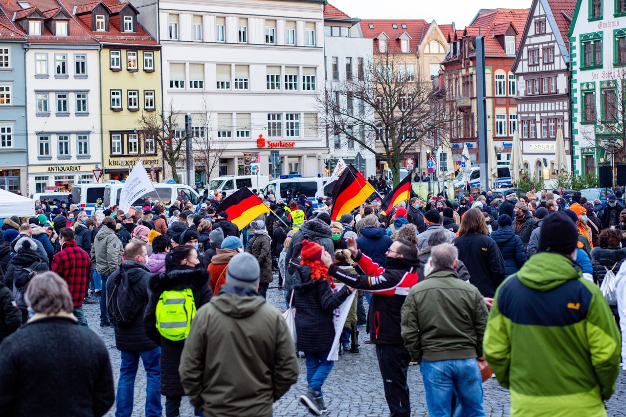 Eine Demonstration der Querdenker in Erfurt vom 23. Januar.