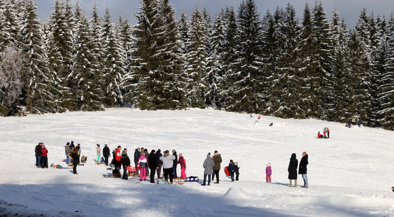 Auf Rodelbahnen im Thüringer Wald sollen in diesem Winter 2G gelten. (Archivbild) 