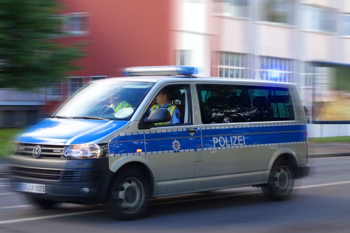 Symbolbild Polizei Blaulicht  (2).jpg