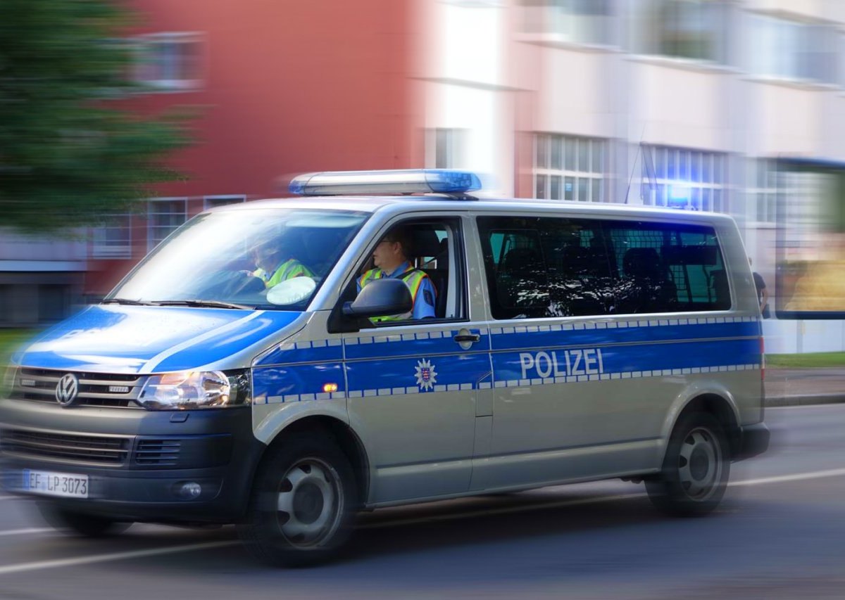 Symbolbild Polizei Blaulicht  (2).jpg