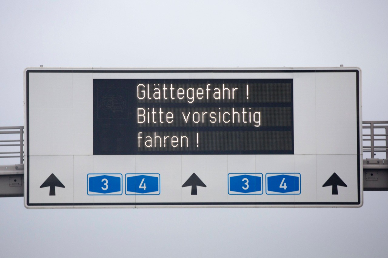Der Wetterdienst warnt vor Glätte in Thüringen. (Symbolbild)