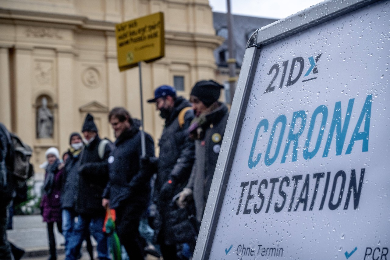 Am Wochenende könnten erneut in Thüringen Menschen illegal gegen die Corona-Politik protestieren. (Symbolbild)