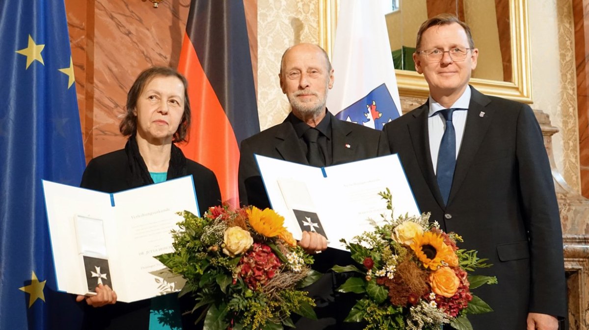 Thüringer Verdienstorden Hoschek Pollok Ramelow.jpg