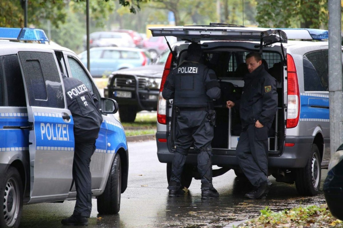 Verdacht auf Planung eines Sprengstoffanschlags in Chemnitz - Polizei im Großeinsatz
