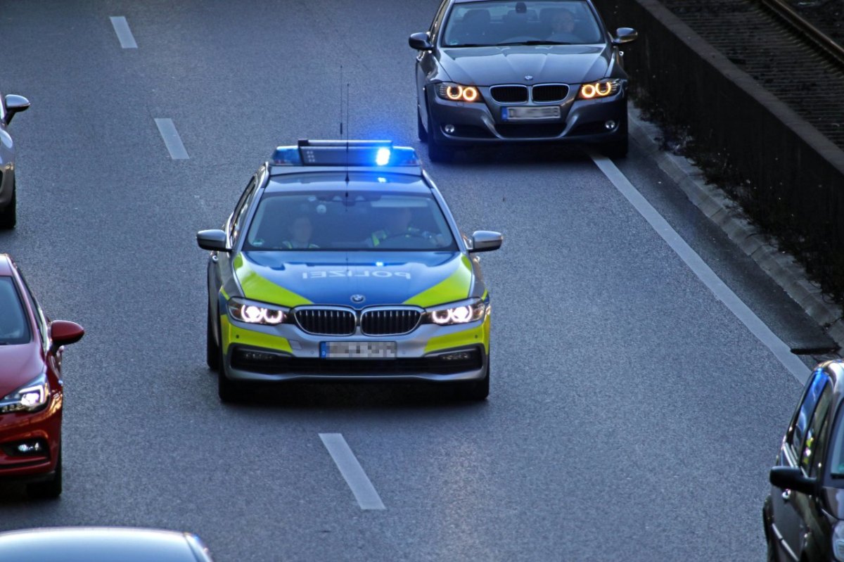 a4 autobahn autobahnpolizei verfolgung blaulicht thüringen