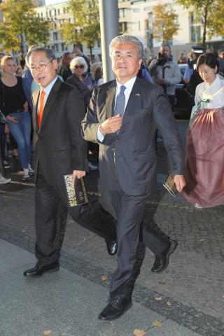 Der südkoreanische Botschafter Dr. Bum Goo Jong.