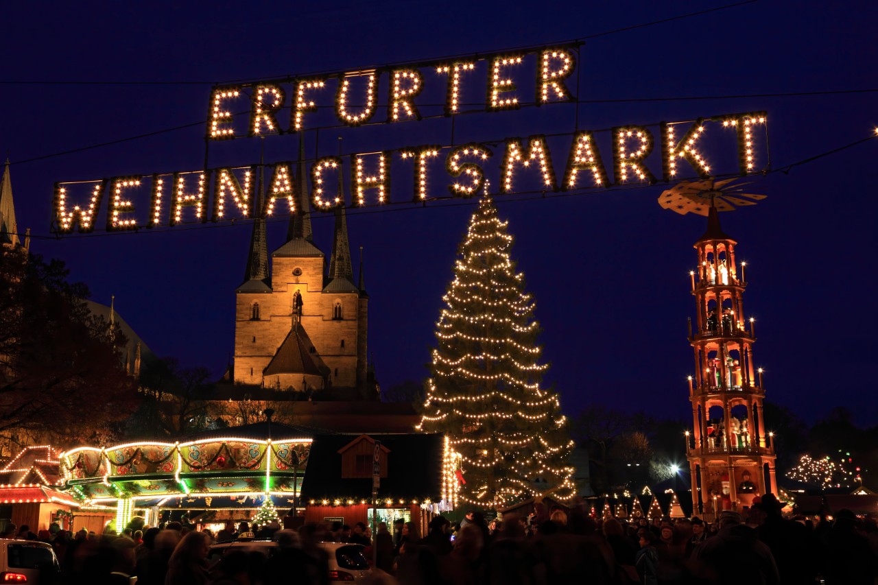 Erfurt: Der Weihnachtsmarkt soll in diesem Jahr nur unter 2G-Regeln stattfinden. (Archivbild)