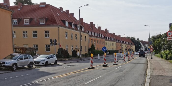 Seit September letzten Jahres ist die Clara-Zetkin-Straße in Erfurt nur noch einspurig befahrbar.