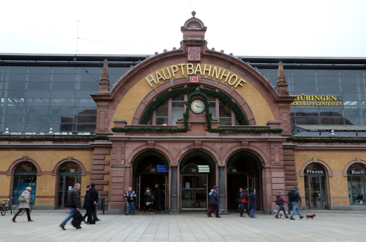 erfurt hauptbahnhof.jpg