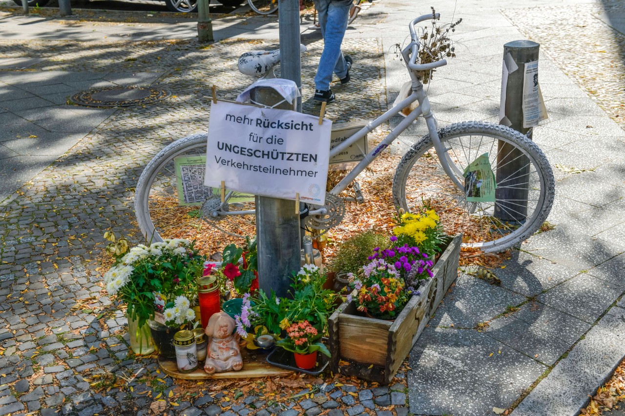In Berlin gibt es inzwischen viele „Ghost Bikes“.