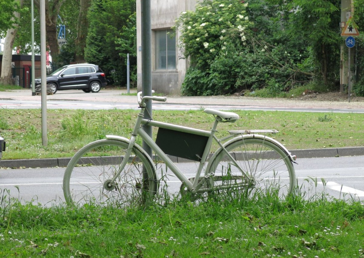 ghost bike jena