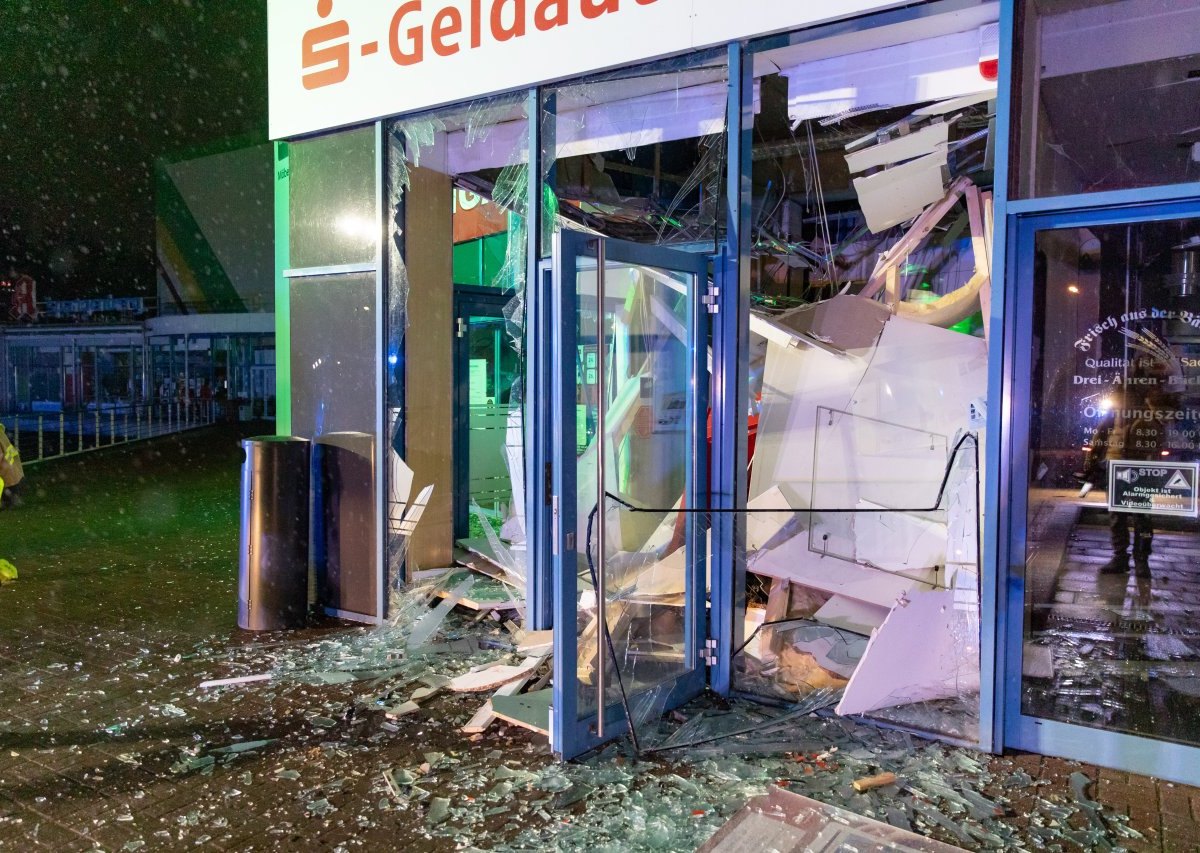 hildburghausen schleusingen geldautomat