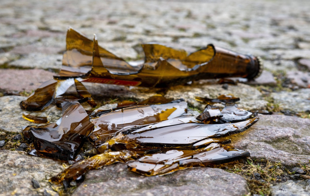 Die Nacht verbrachte der alkoholisierte Mann aus Thüringen wegen seines Verhaltens in einer Ausnüchterungszelle. (Symbolbild)