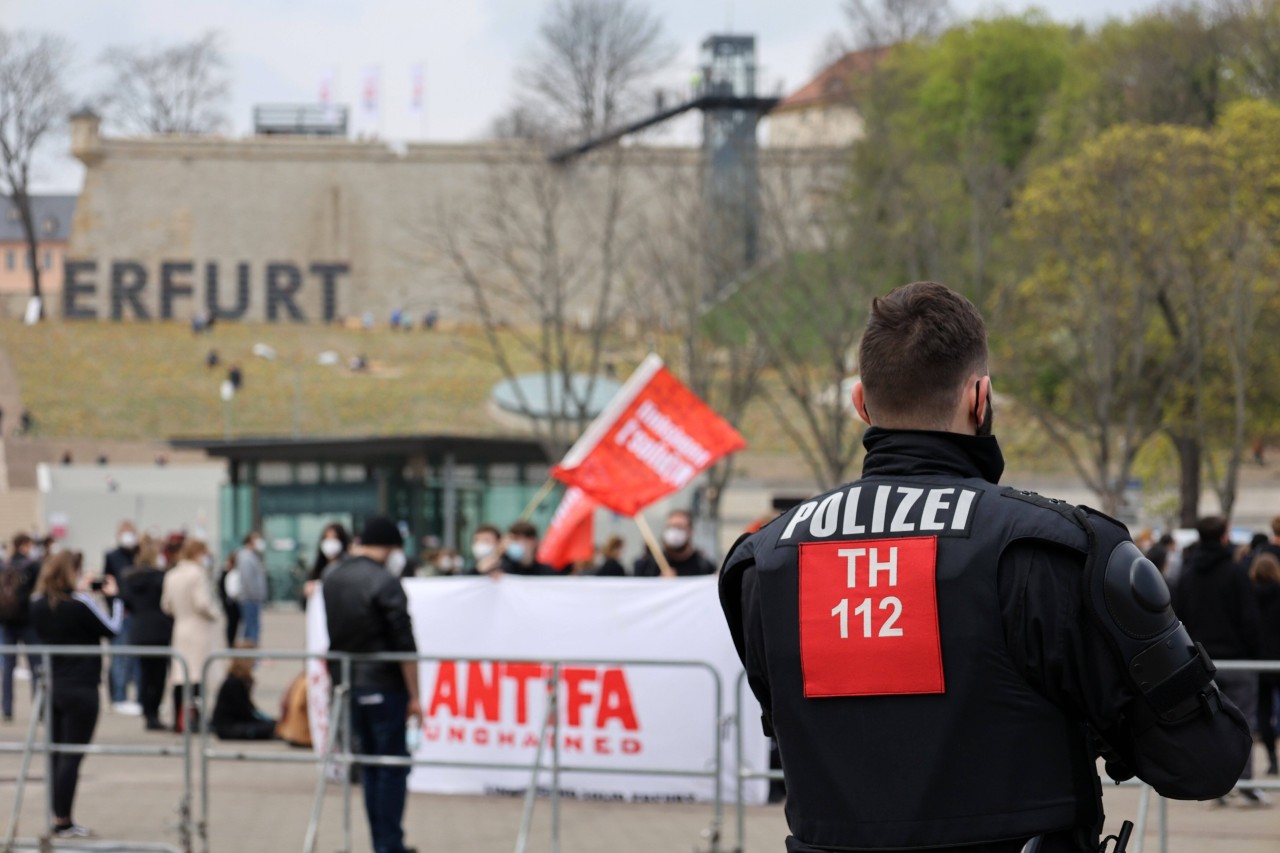 Auch zahlreiche Landespolitiker nahmen an den Kundgebungen in Erfurt teil.