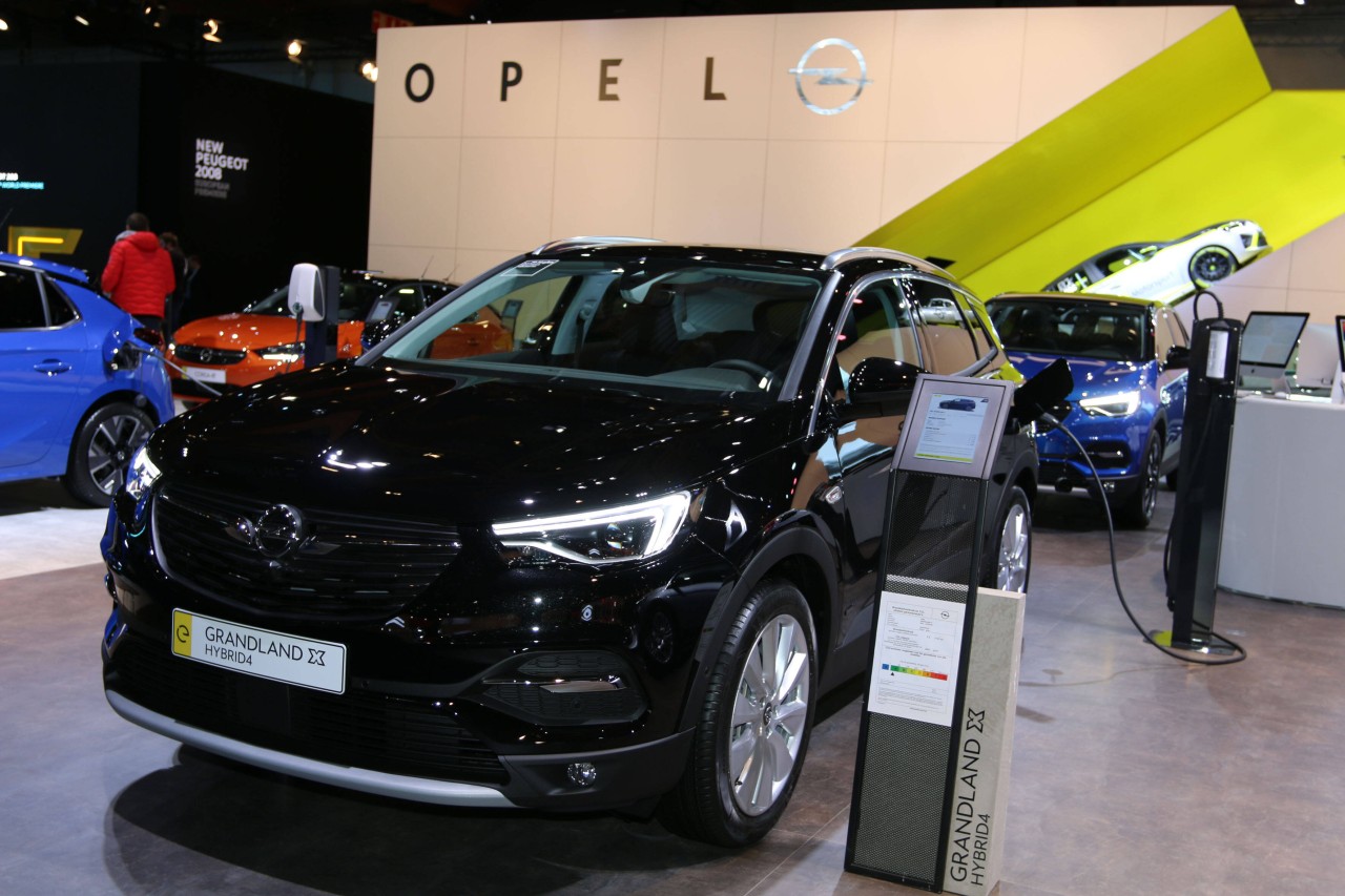 Der Opel Grandland X Hybrid4.