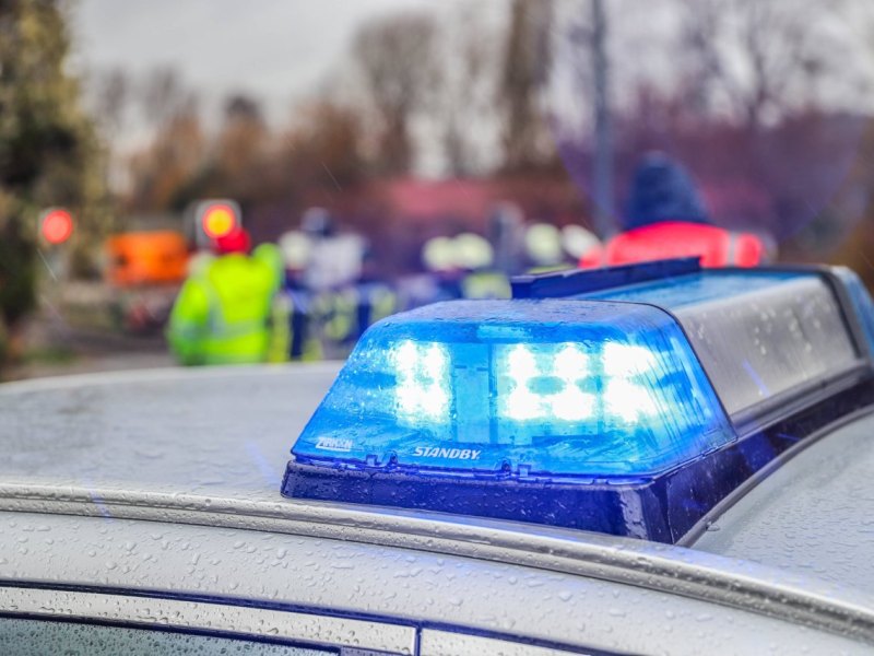 polizei blaulicht unfall thüringen altenburg rettungsgasse