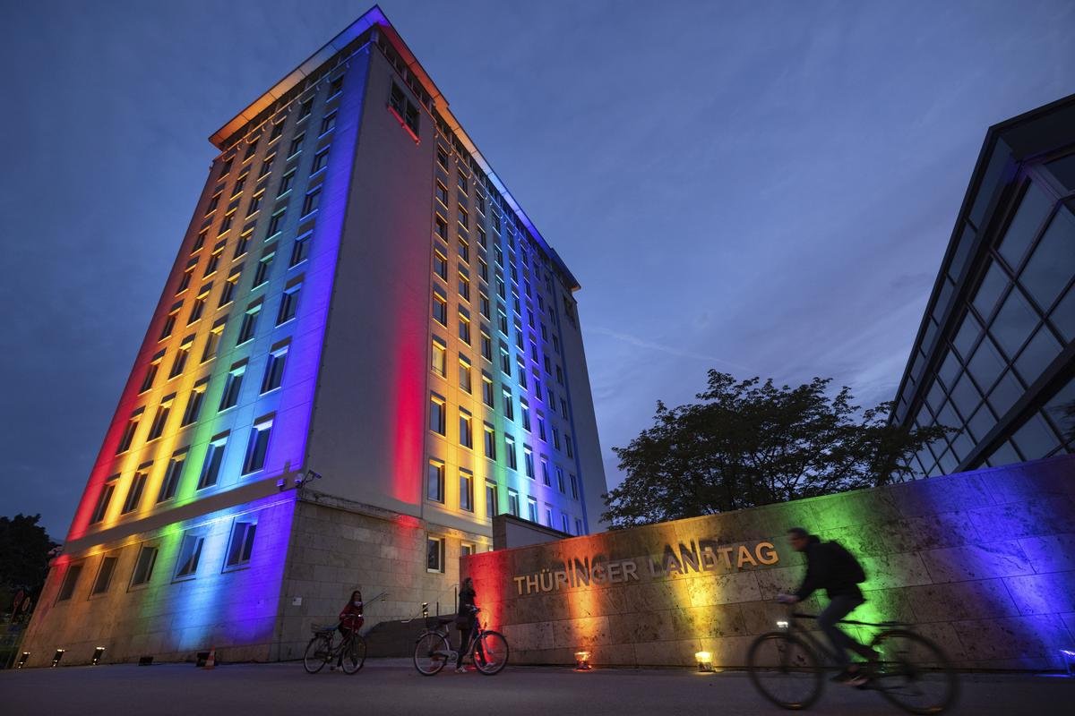 regenbogen landtag.jpg