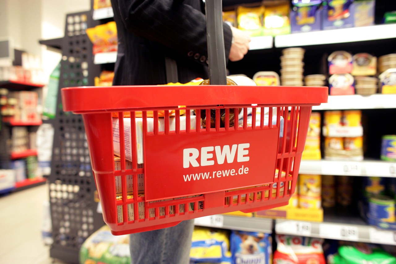 In Erfurt findest du im Umkreis von einem Kilometer gleich vier Rewe-Filialen. (Symbolbild)