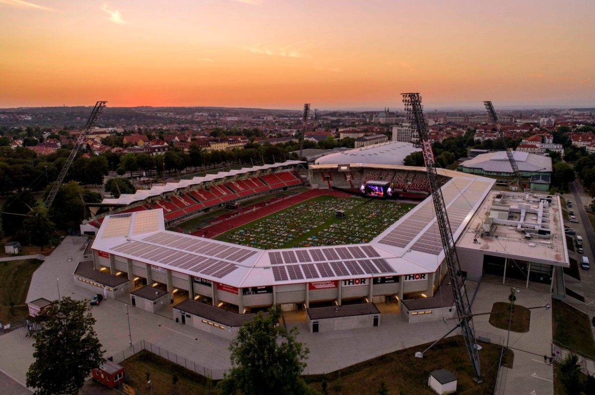 stadion erfurt.jpg