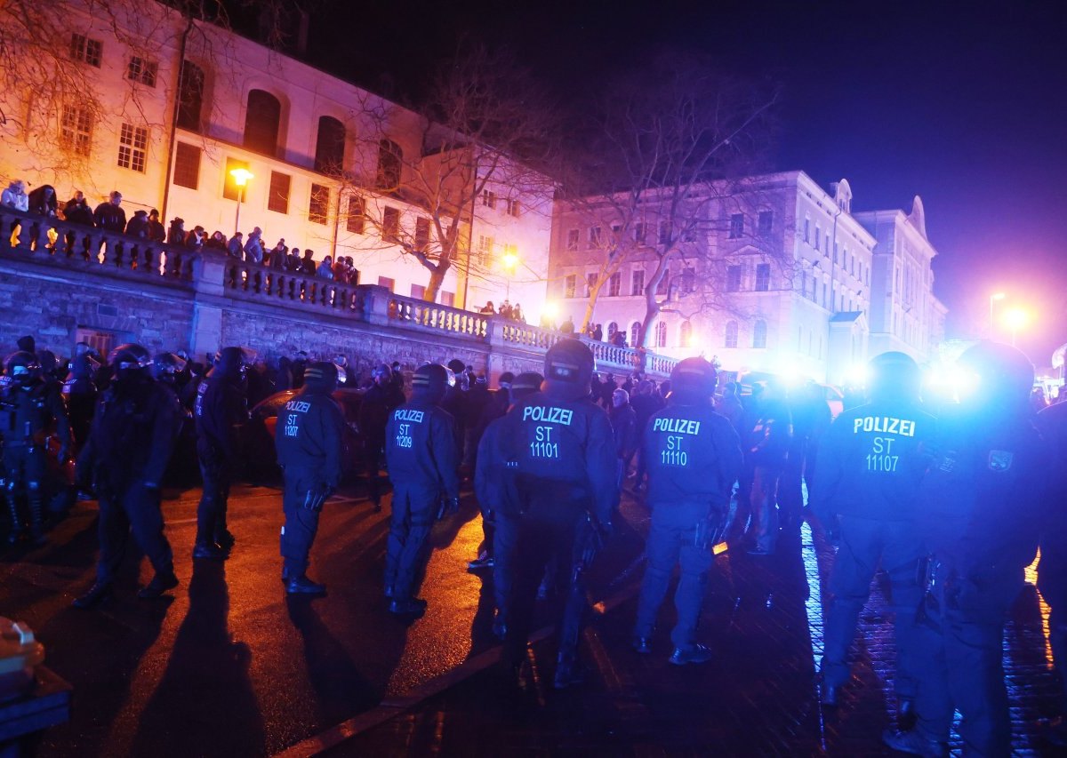 thüringen corona demo.jpg