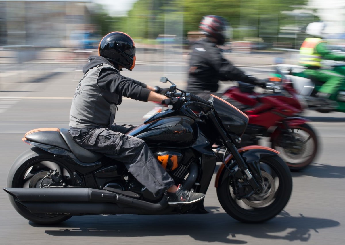 thüringen motorradkorso.jpg