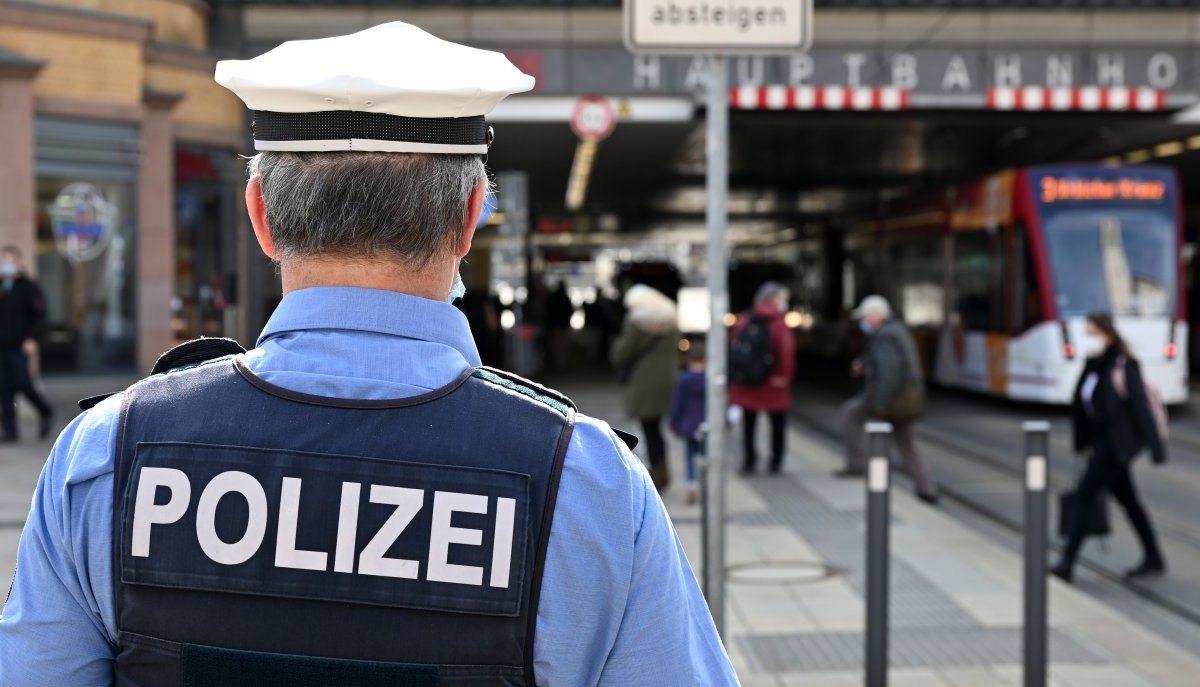 thüringen polizei verfahren .jpg