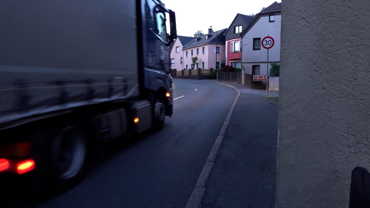 Thüringen: Anwohner sind frustriert über den Lkw-Lärm in Gefell. 